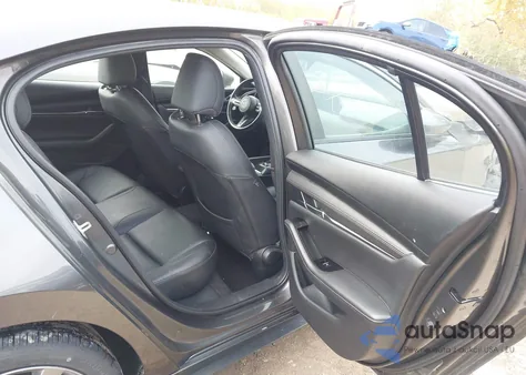 2021 Mazda Mazda3 Preferred z USA, uszkodzony, nr VIN JM1BPBCL1M1328792